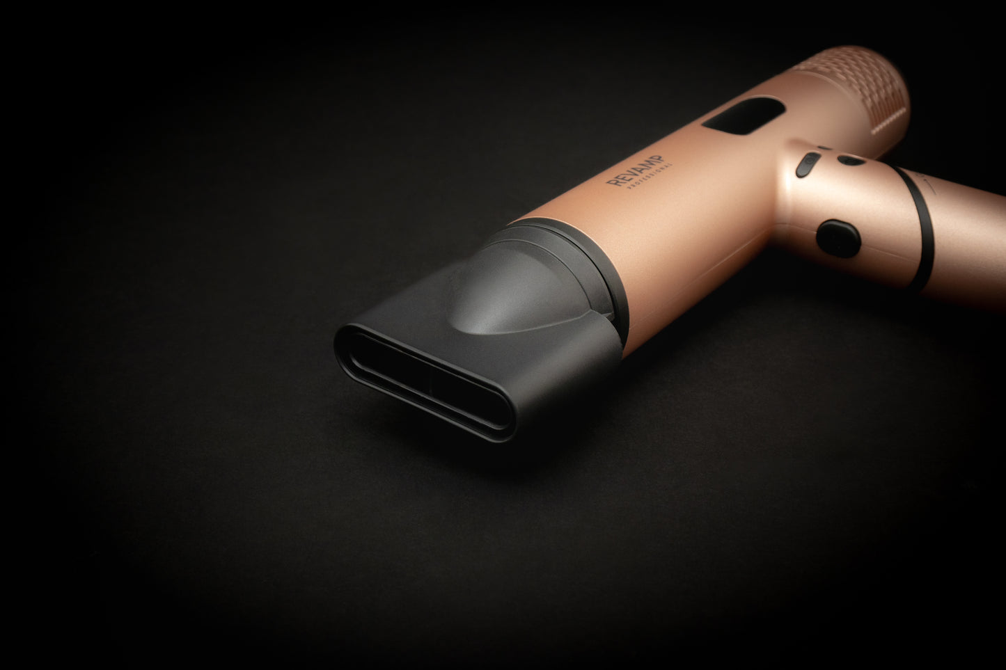 REVAMP Dynamic Radiance Pro DR-6400GD sušilo za kosu